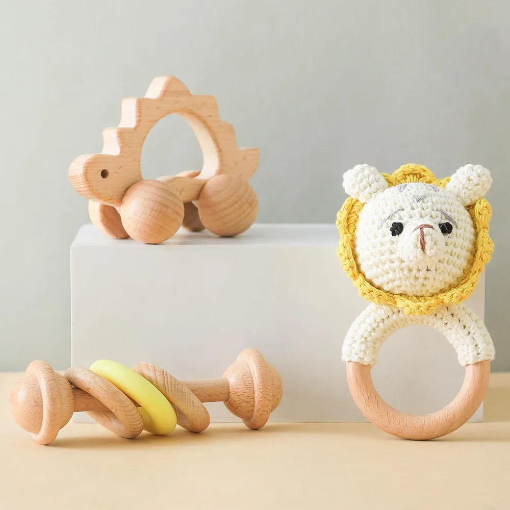 Wooden Baby Rattle 3 PCS Push Car Rattle Set Crochet Rattle Ring Wooden Montessori Toy for Newborn Infant Baby Gifts (Lion Rattle)